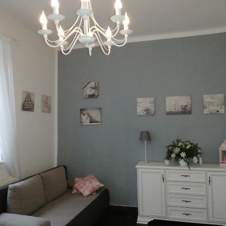 Old Town Apartment กดัญสก์ ภายนอก รูปภาพ